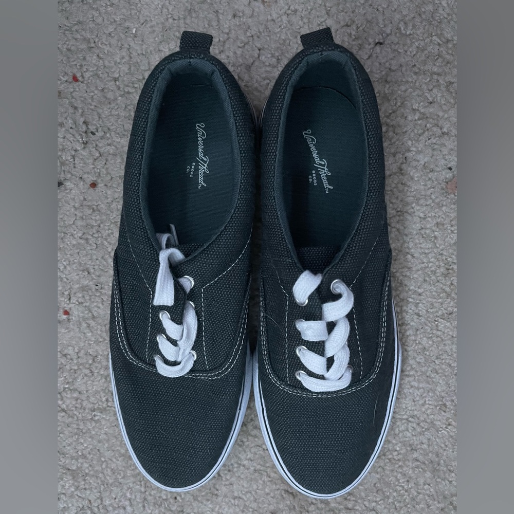 NWT Grey Tennis Shoes